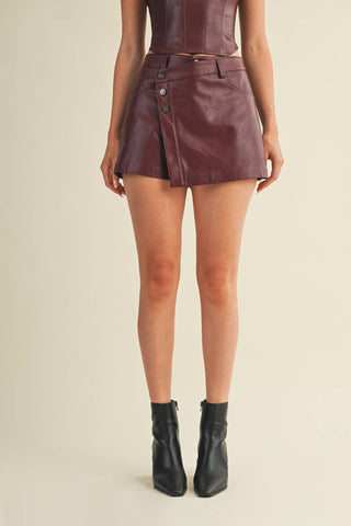 BUTTON WRAP LEATHER SKORT