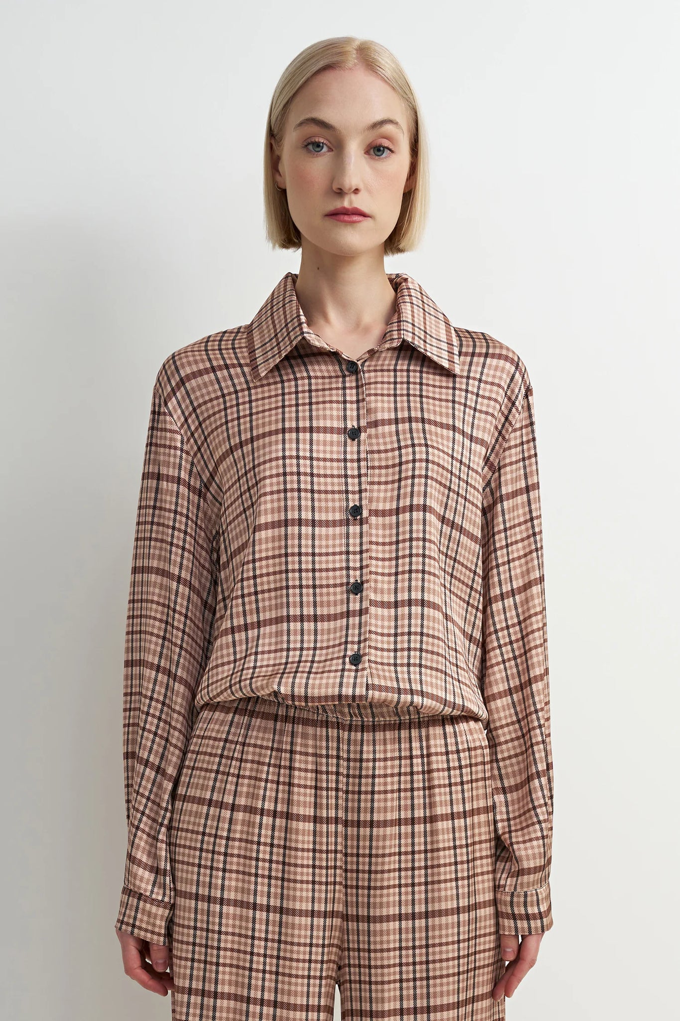 Astrid | Meadow Boyfriend Shirt in Beige Plaid