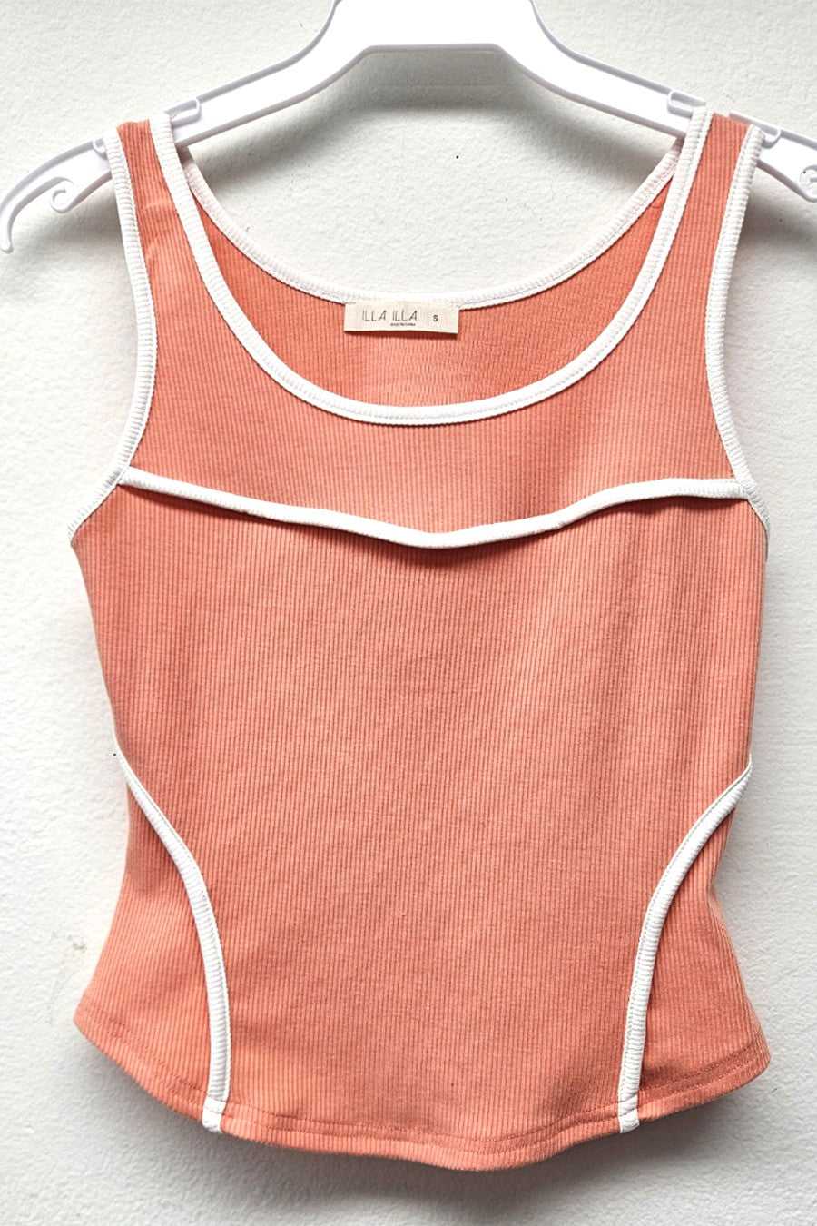 Ribbed Contrast Binding Cut Out Back Top