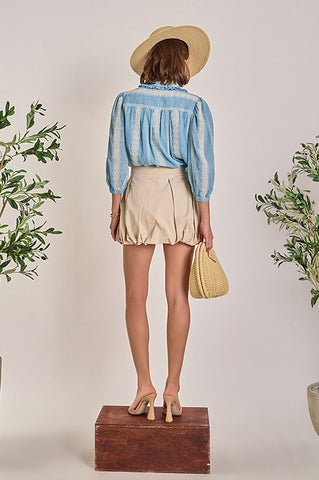 EF | Embroidered Ruffle Collar Blouse