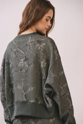 Camouflage Print Dropped Shoulder Sweatshirt