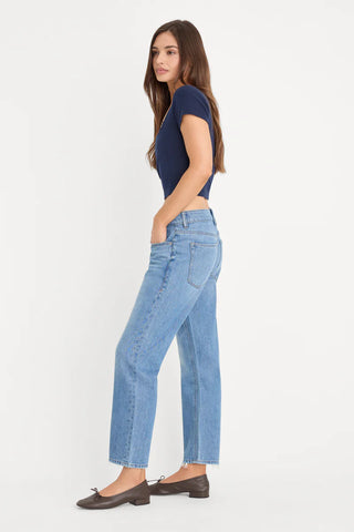 Good American | Weightless Boyfriend in indigo961