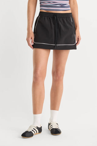 Good American | The Sport Skort in Black