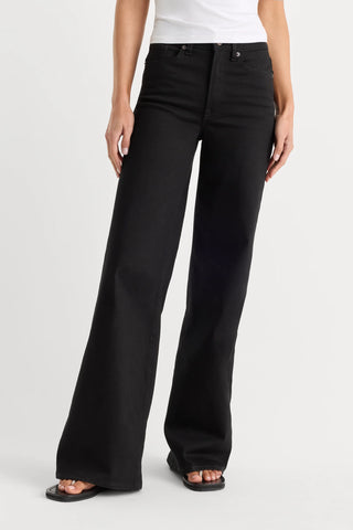 Good American | Never Fade Good Waist Palazzo Jeans in Black