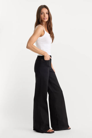 Good American | Good Waist Palazzo Jeans in Black