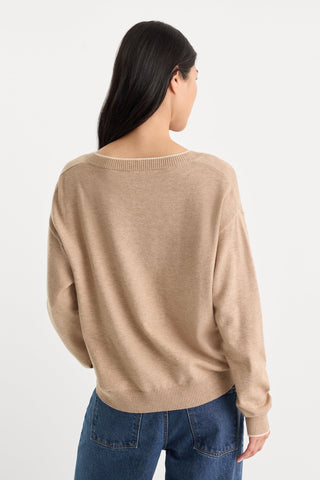 Good American | The Cozy V Neck Sweater in Dune Mist