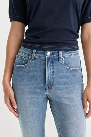 Good American | Good Classic Bootcut Jeans in Cedarwick
