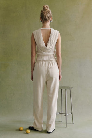 Wide Ribbed Cut Out Back Sweater Top in Cannoli Cream