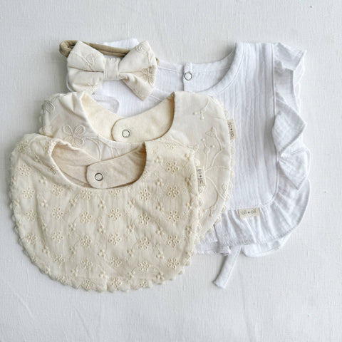 Muslin Cotton Ruffle Baby Bib (White)