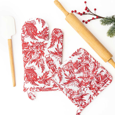 Nutcracker Toile Oven Mitt & Potholder Set