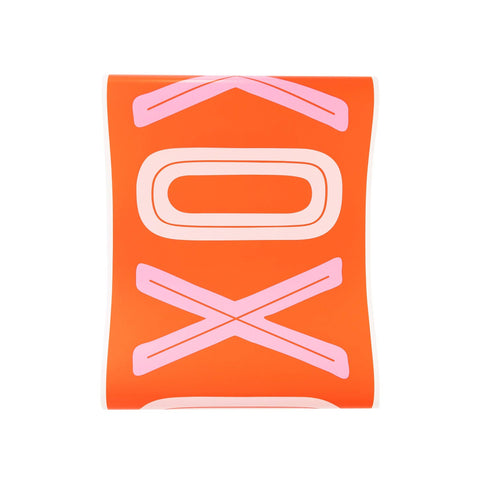 VAL1020 - XOXO Table Runner