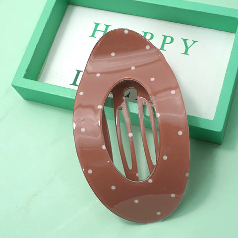 Jumbo Lay Flat Claw Clip in Brown