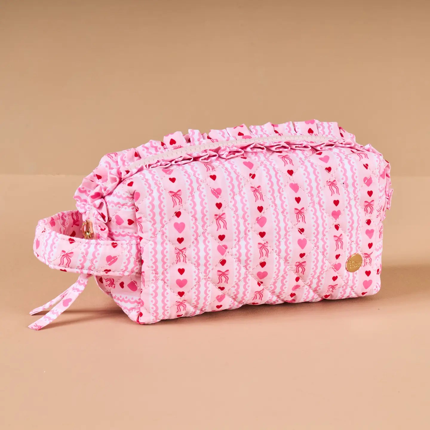 DE | Essentials Quilted Cosmetic Pouch