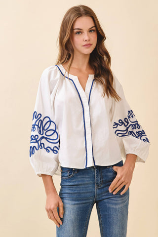 Bold Embroidery Puff Sleeves Blouse