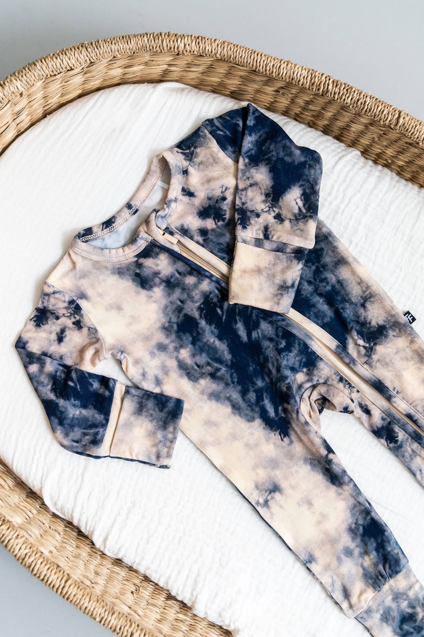Laree + Co | Blue Tie-Dye Convertible Footie