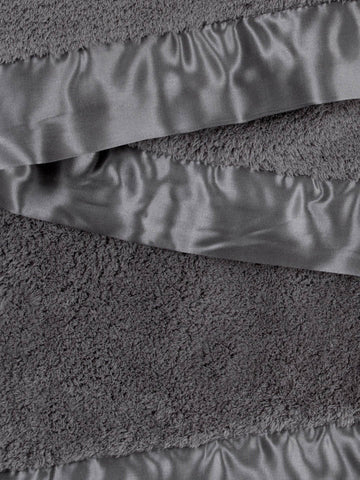 Little Giraffe | Chenille Baby Blanket