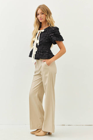 BUBBLE BABYDOLL BLOUSE WITH TEXTURED FABRIC AND CONTRAST BOW