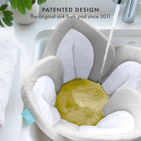 Blooming Bath Lotus with Button Snaps