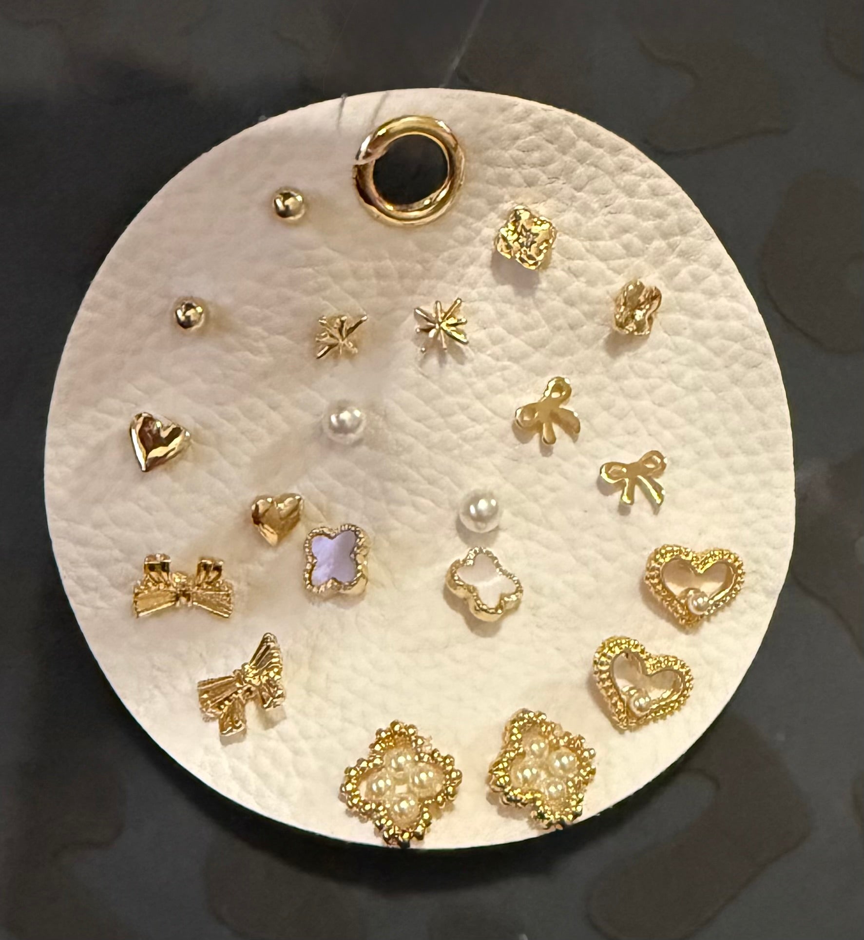 AJM | Bows & Hearts Stud Pack