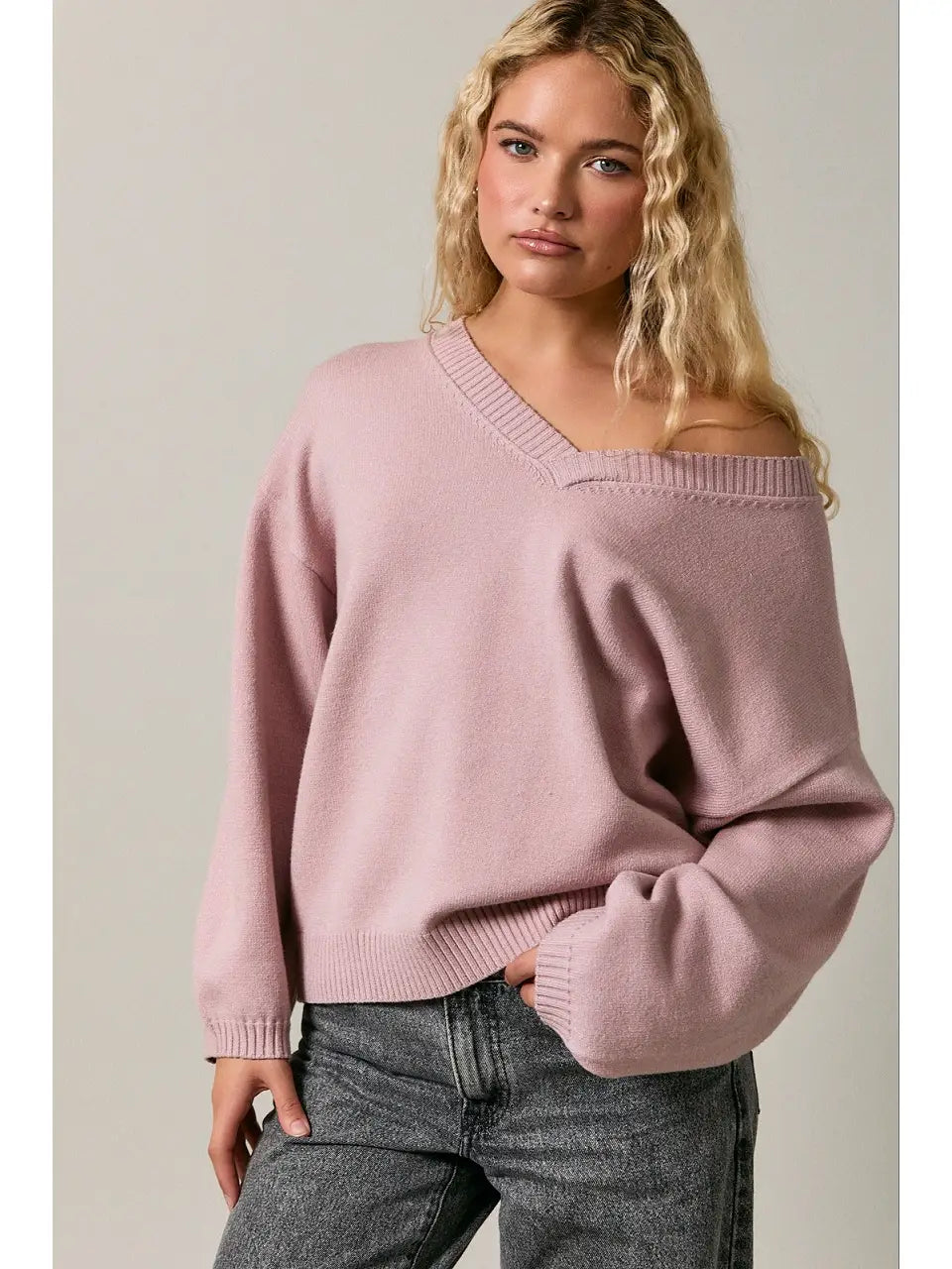 V-Neck Oversized Sweater in Dusty Pink