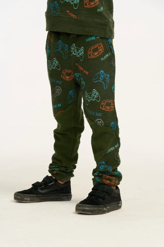 Chaser | Gamer Triangle Blocked Jogger