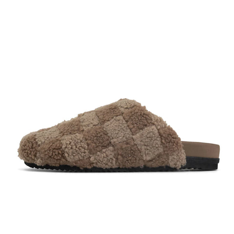 files/Fuzzy-Checkered-Clog-Beige-Taupe-Side_900x_c22f0c23-4ef7-44f6-aaf1-9f38a737e2b1.webp