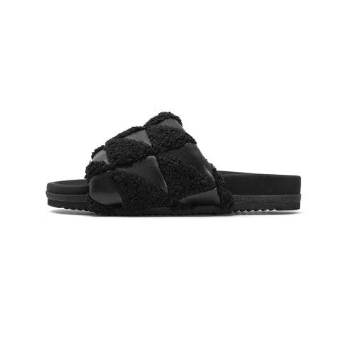Roam | Fuzzy Delta in Black