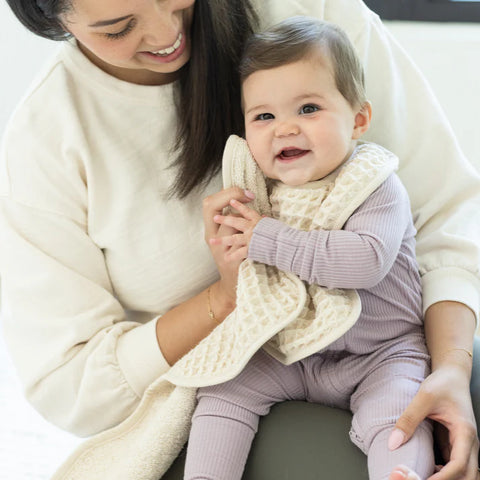 Bella Tunno | Reversible Bib + Burp Set