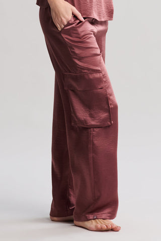 BAREFOOT DREAMS | LIQUID SATIN WIDE LEG CARGO PANT