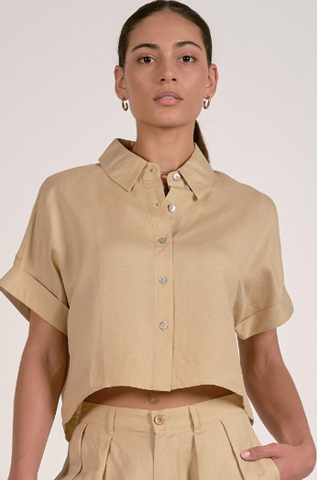 Elan | Shortsleeve Button Up Top