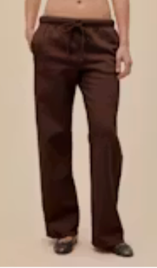 Daydreamer | Solid Drawstring Pants in Dark Auburn