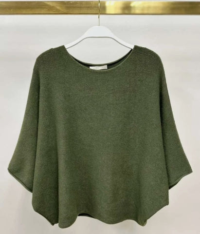 MM | Crew Neck Batwing Top