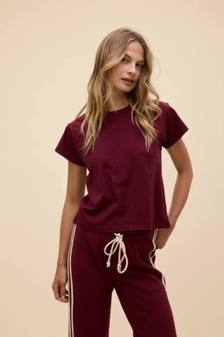 Daydreamer | Solid Solo Tee in Burgundy