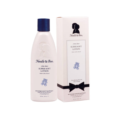 Noodle & Boo | Newborn Gift Set