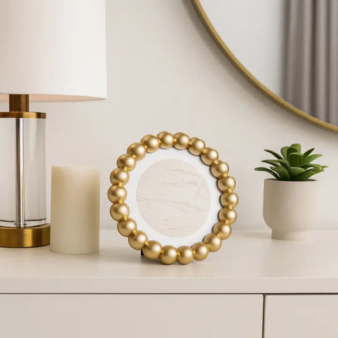Gold Circle Picture Frame