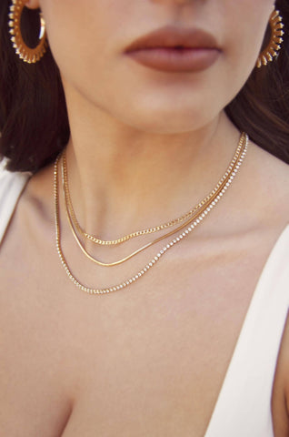 Minimal Layers Crystal and 18k Gold Plated Necklace