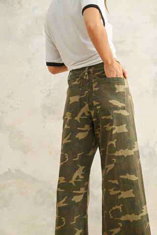 Camouflage Print Stretch Pants