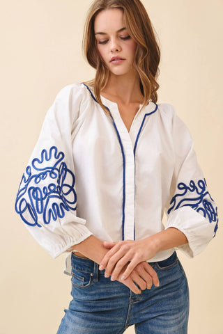 Bold Embroidery Puff Sleeves Blouse