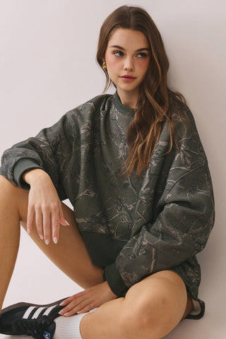 Camouflage Print Dropped Shoulder Sweatshirt