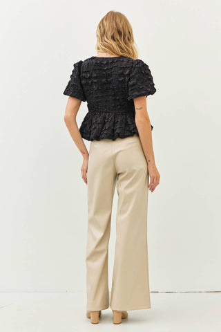 BUBBLE BABYDOLL BLOUSE WITH TEXTURED FABRIC AND CONTRAST BOW