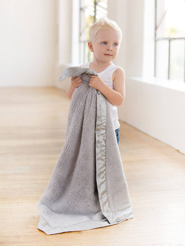 Little Giraffe | Chenille Baby Blanket