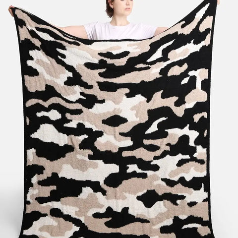 FC | Camo Throw