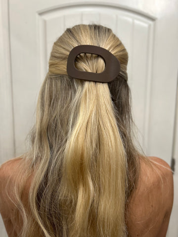 Matte Oval Hair Clip