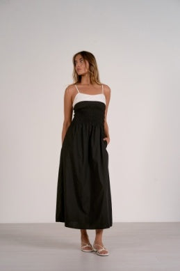 Elan | Maxi Spaghetti Strap Dress in Black/White