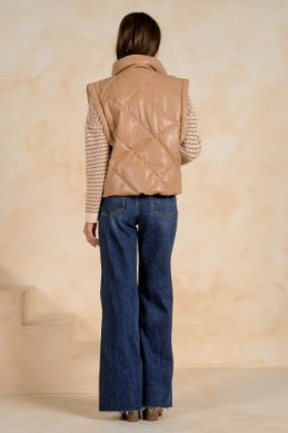 Elan | Quilted Vest in Tan
